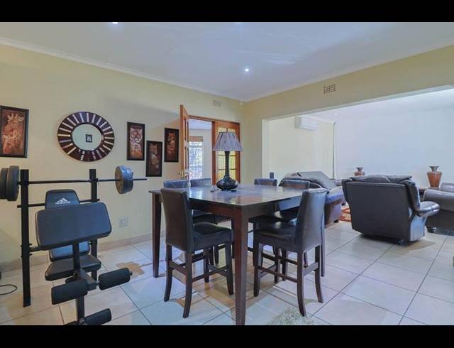 4 BEDROOM HOUSE FOR SALE IN MULBARTON